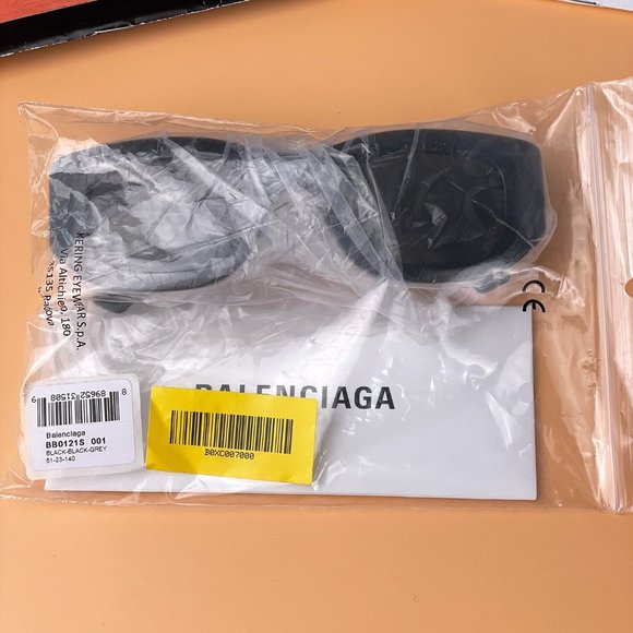 🔥 Balenciaga Sunglasses Extreme BB0121S Unisex - Picture 10 of 10